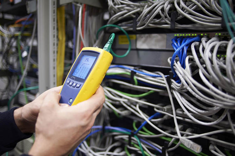 Maintenance réseau informatique, Île-de-France
